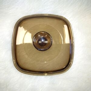 PYREX Amber Square Pyrex Lid ,A-7-C Large Knob, Lid